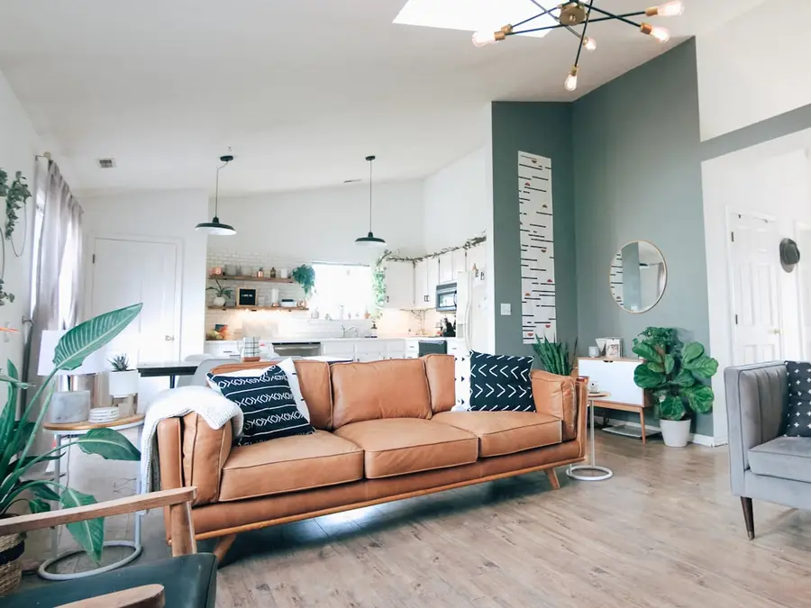 Tipe F — Balkon